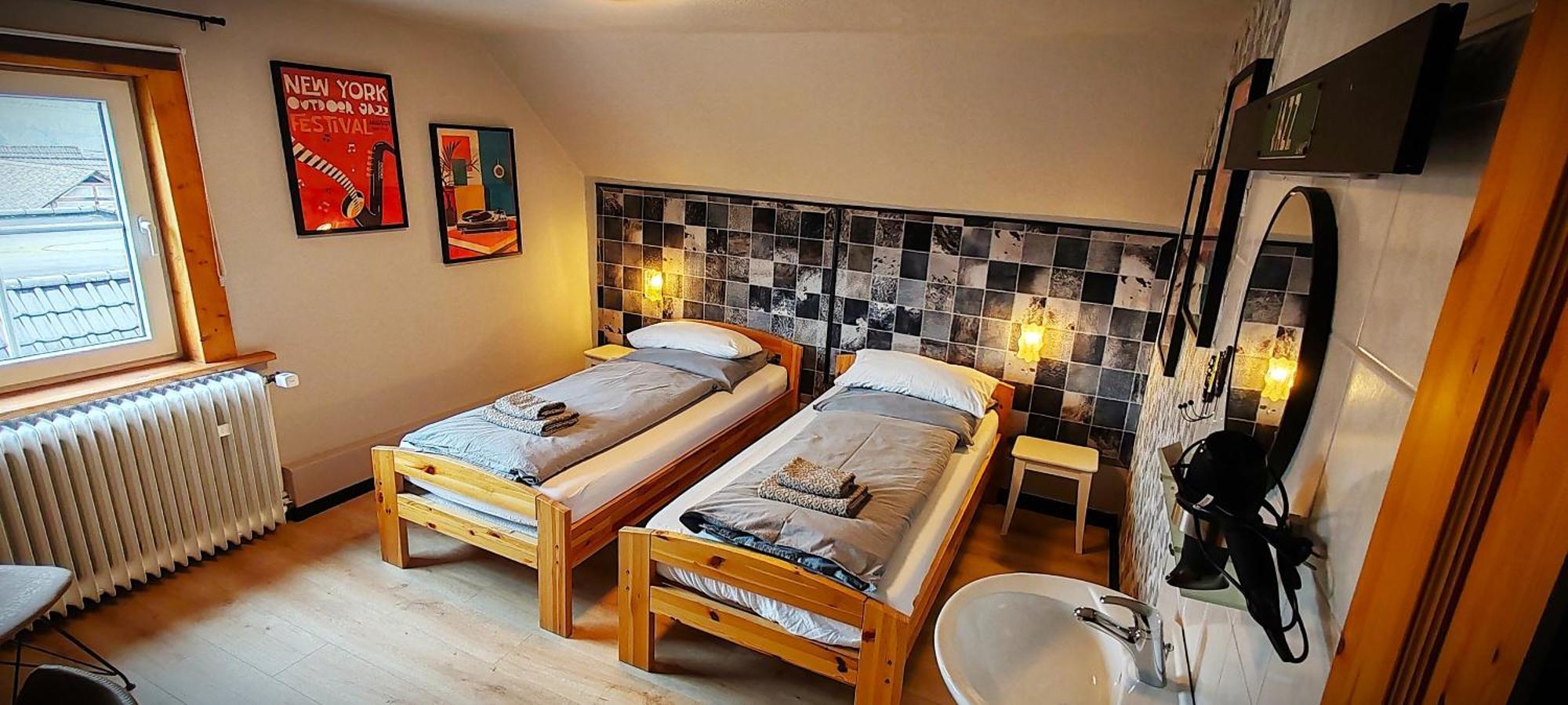 Roastineer Hotel Battenberg  Bagian luar foto
