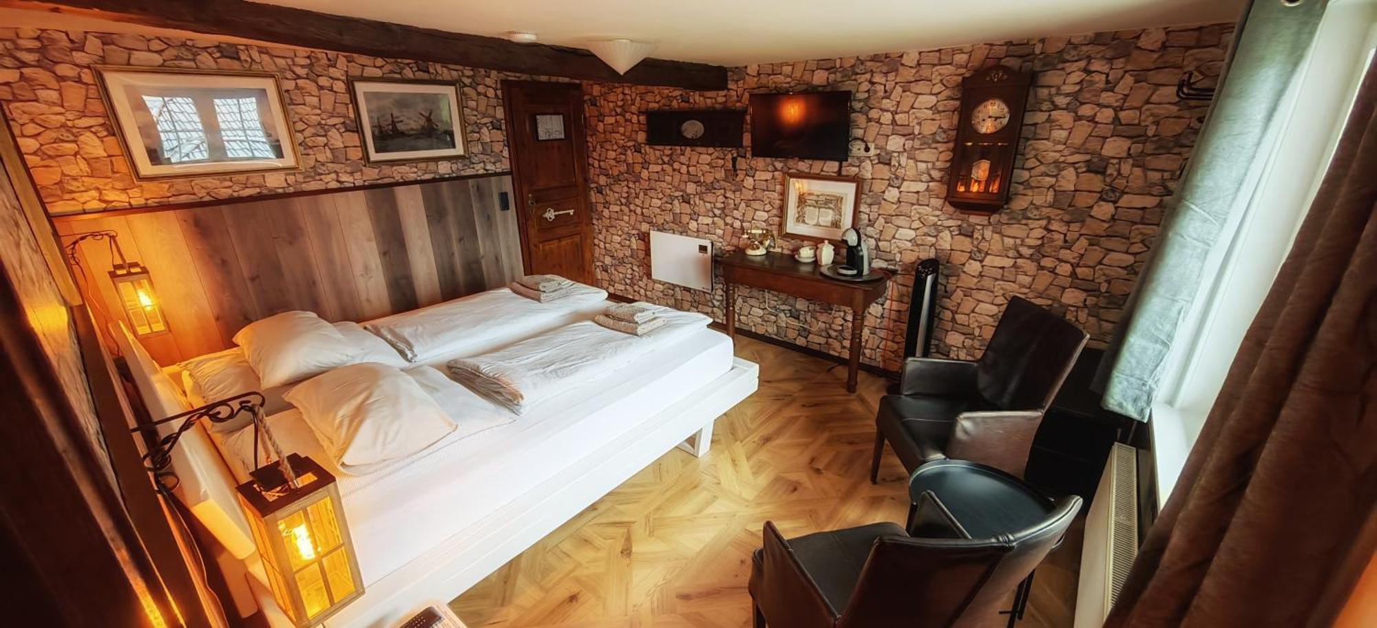 Roastineer Hotel Battenberg  Bagian luar foto