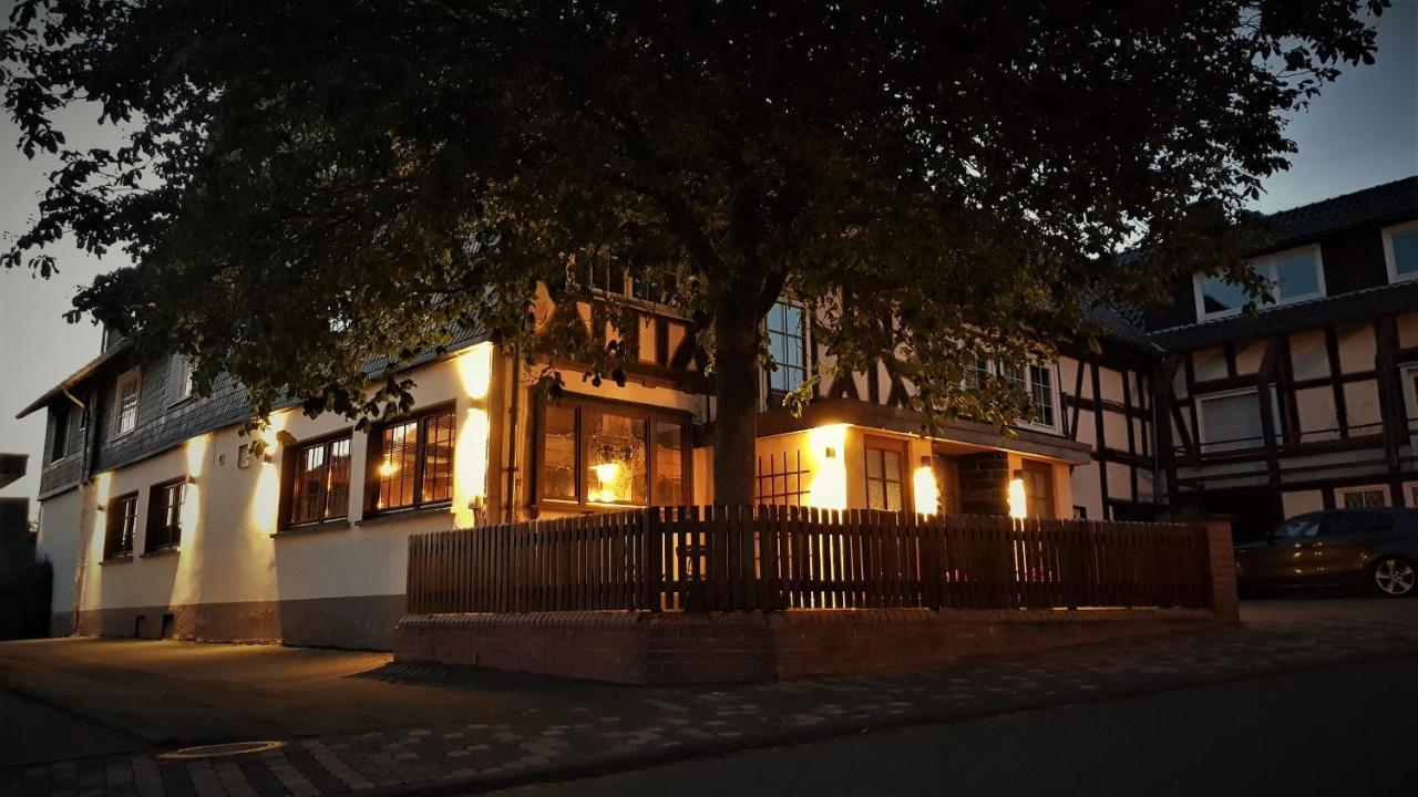 Roastineer Hotel Battenberg  Bagian luar foto